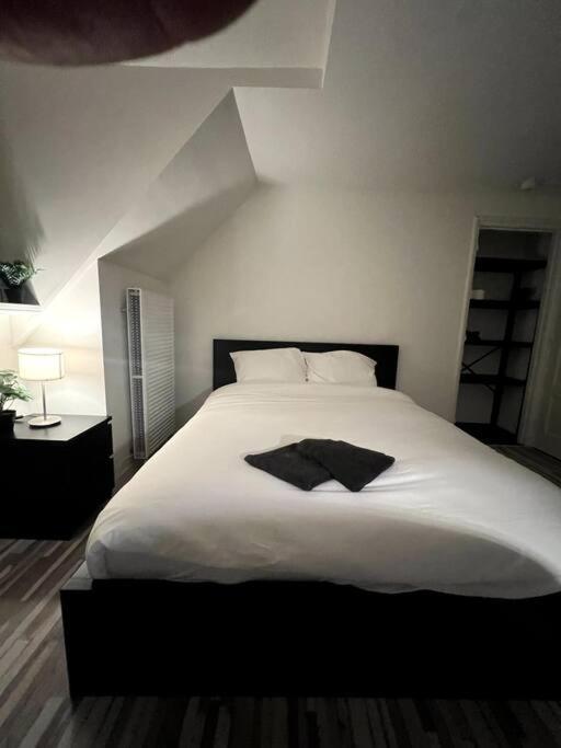 Room 404 - Eindhoven - By T&S. Ngoại thất bức ảnh