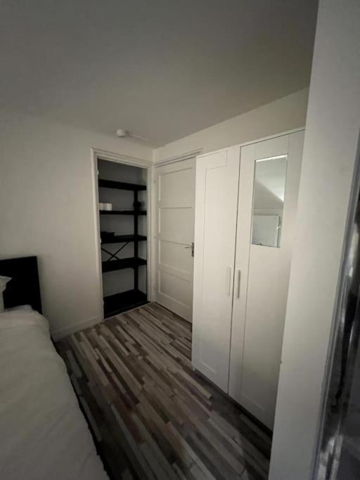 Room 404 - Eindhoven - By T&S. Ngoại thất bức ảnh