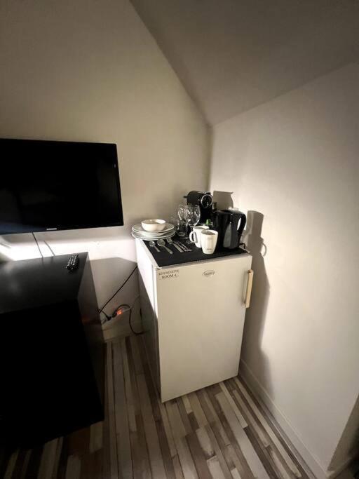 Room 404 - Eindhoven - By T&S. Ngoại thất bức ảnh